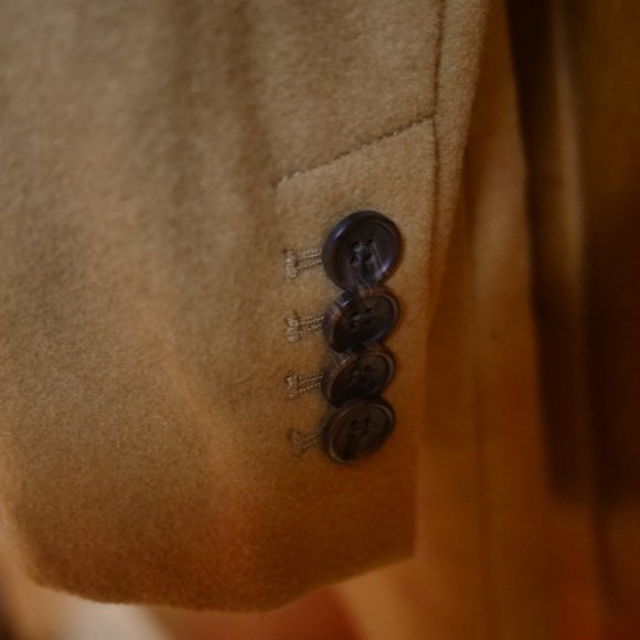 Banana Republic - Stylish Tan Overcoat / Peacoat SMALL - Picture 4 of 6